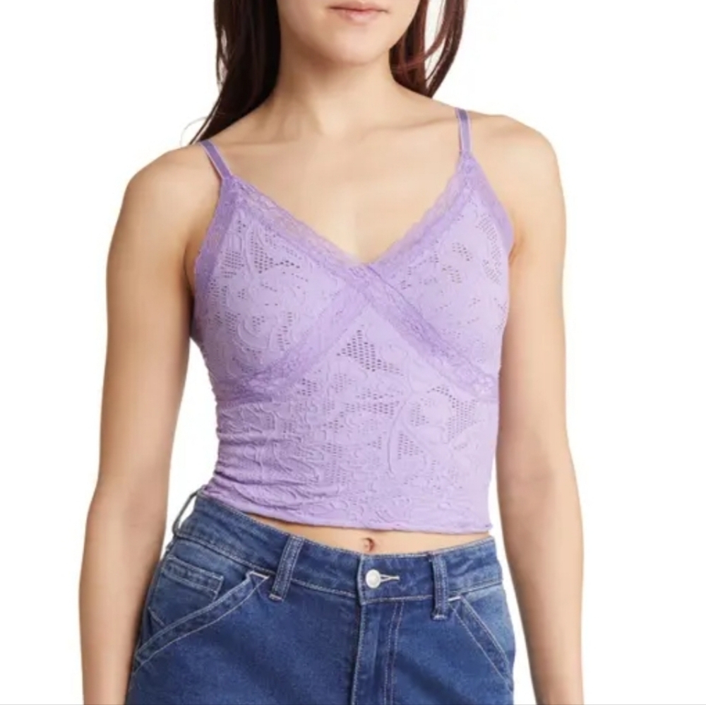 BDG Urban Outfitters Cross Lace Seamless Crop Top NEW WITHOUT TAGS